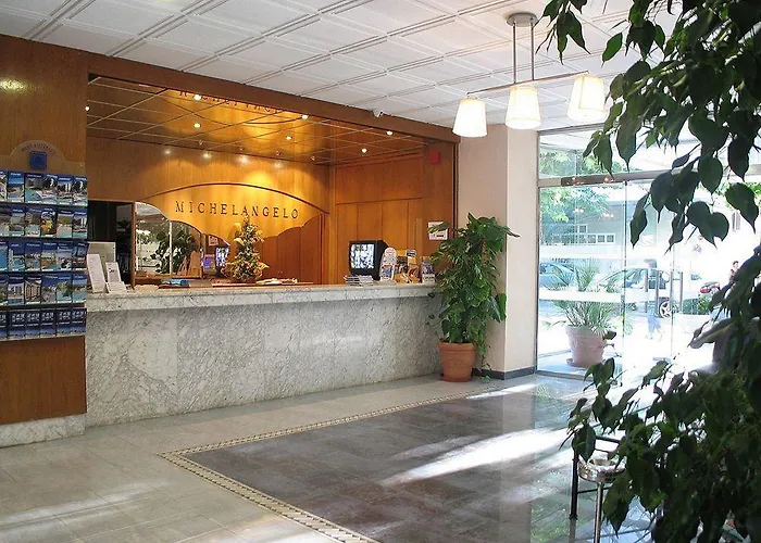 Apart-hotel Michelangelo